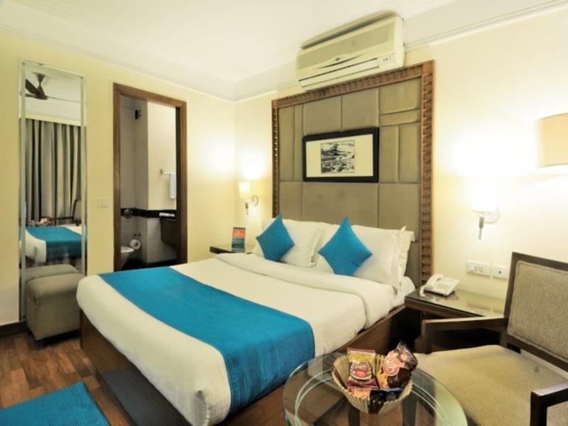 The Bmk Hotel Új-Delhi Kültér fotó