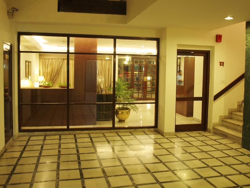 The Bmk Hotel Új-Delhi Kültér fotó