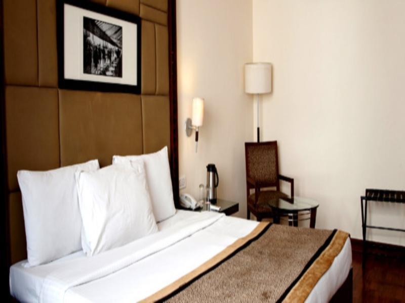 The Bmk Hotel Új-Delhi Kültér fotó
